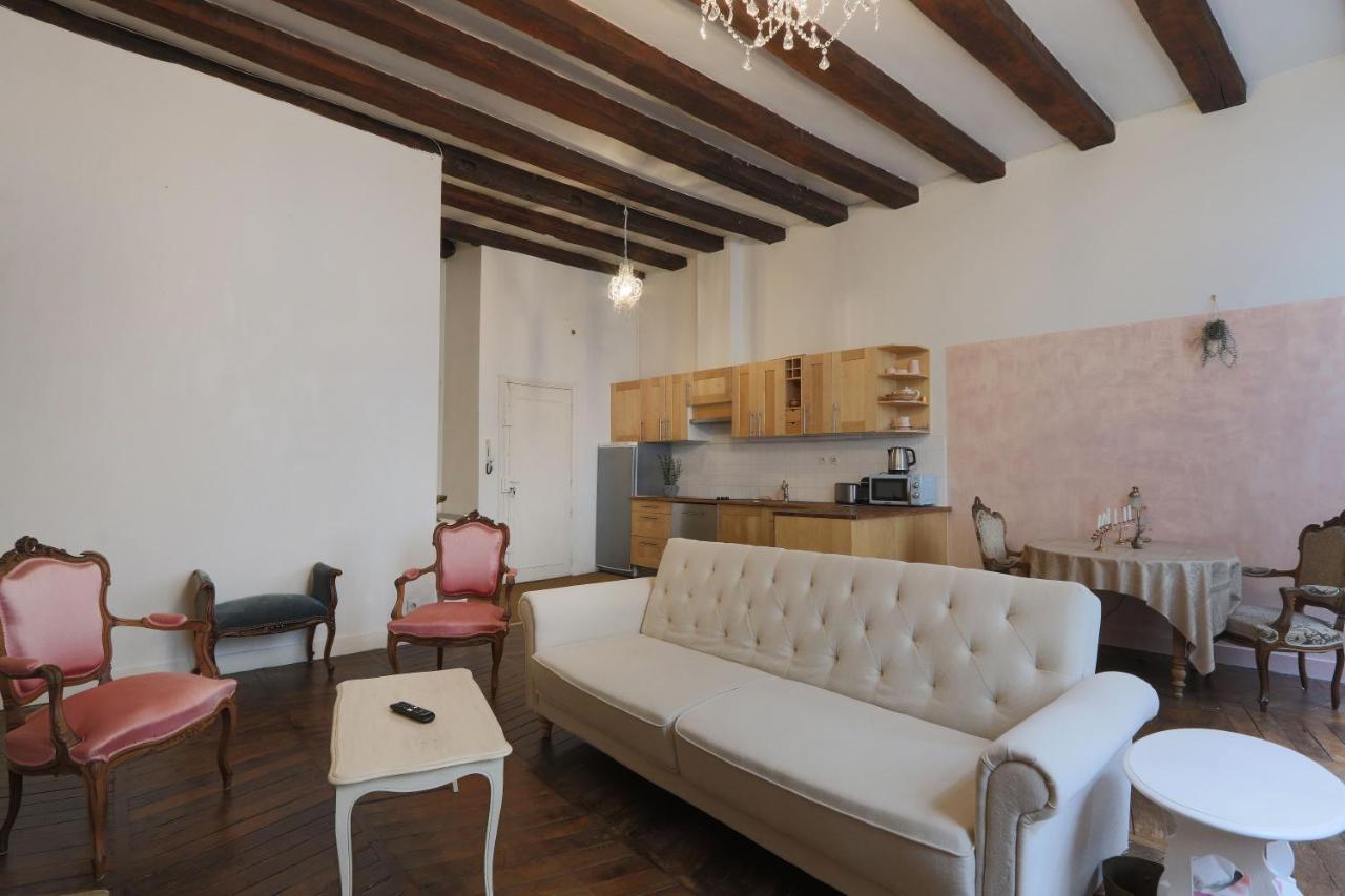 Appartement charme d'ancien au coeur de vieux-tours Extérieur photo